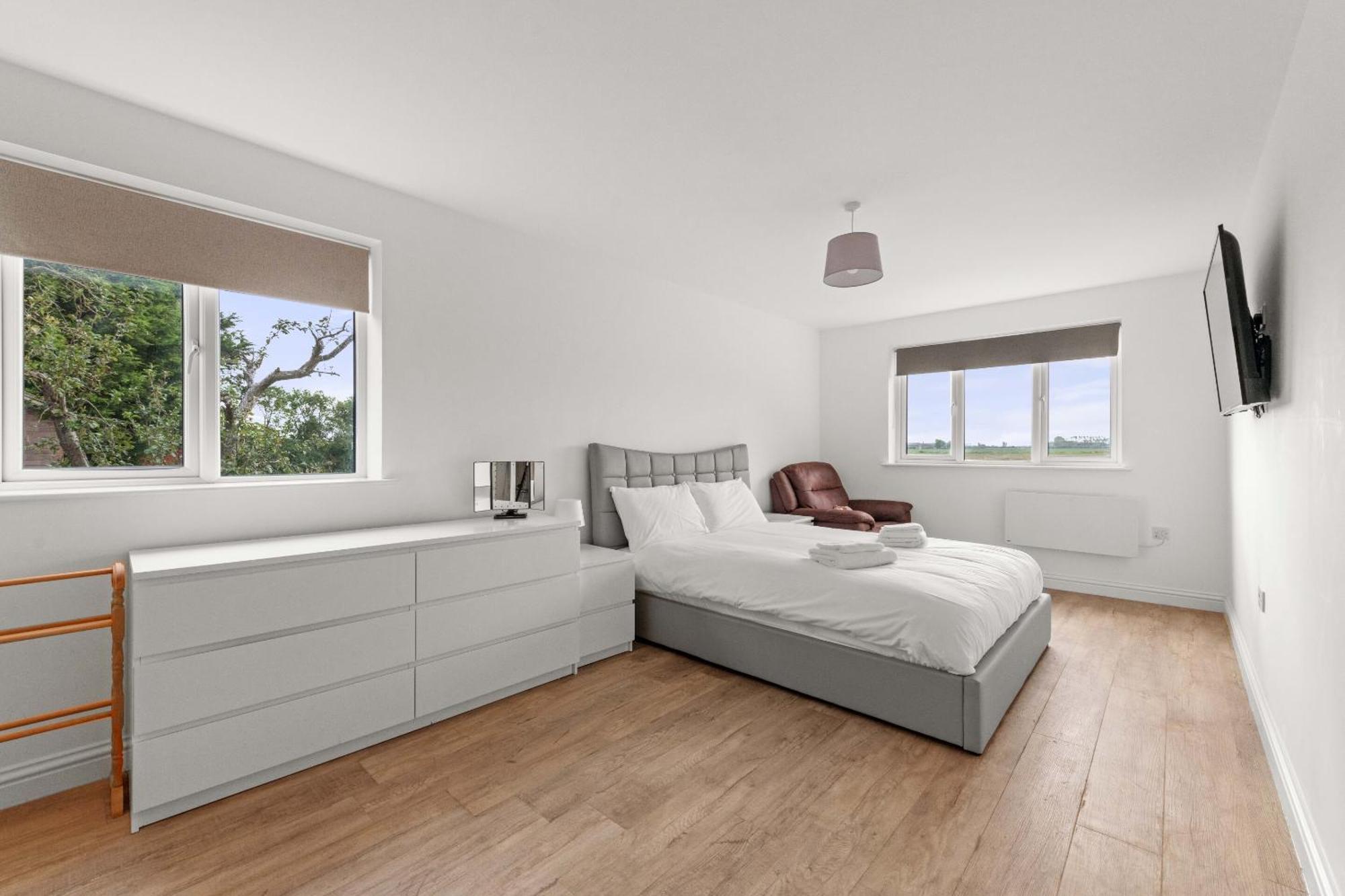 4 Bedroom House Boston Lincs Pet & Child Friendly ภายนอก รูปภาพ